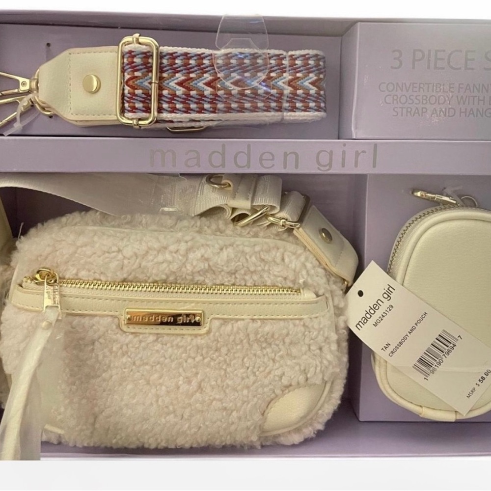 Madden Girl 3 piece Camera Crossbody Gift Set NWT and in box - Picture 2 of 5